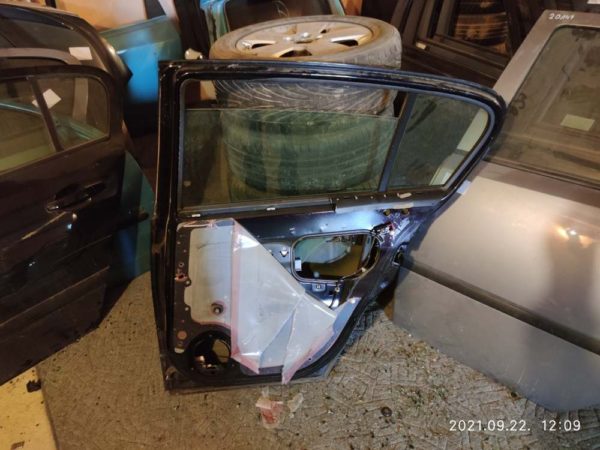 Opel Astra H jobb hátsó ajtó