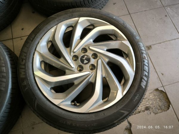 DS DS 7 205 / 55 / R19 / 5×108 / 7,5J / ET38 Alufelni Szett Gumival