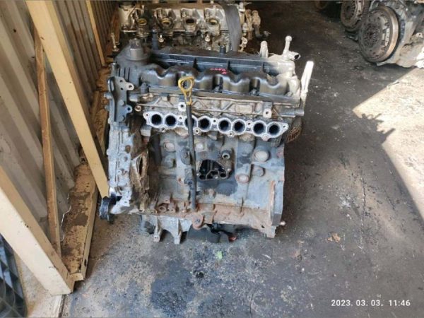 Hyundai i40 motor, fűzött blokk hengerfejjel (Motorkód: D4FD)