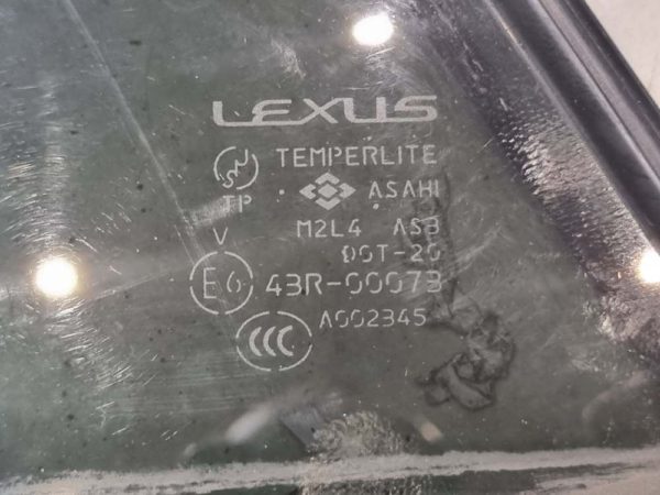 Lexus RX bal hátsó fix üveg ajtóban