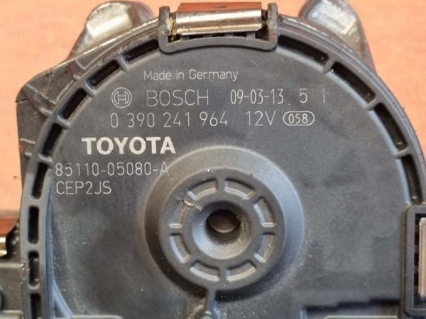 Toyota Avensis T27 első ablaktörlő motor