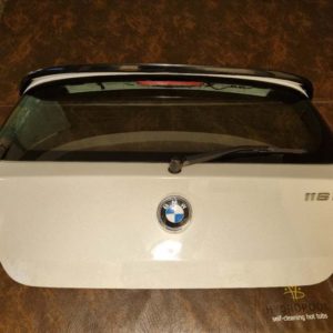 BMW 1 (E81) csomagtérajtó