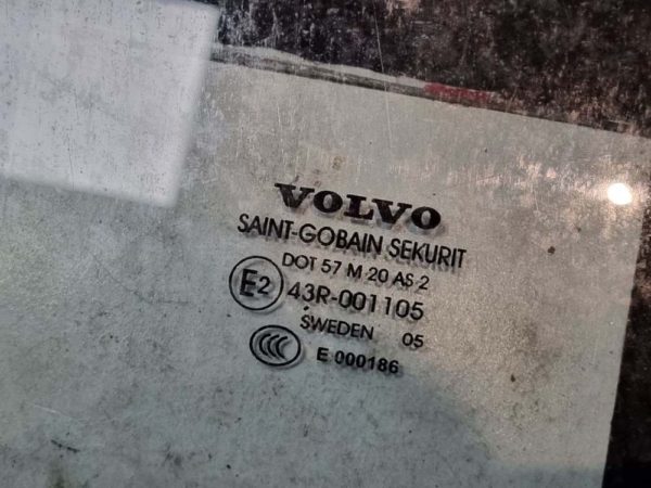 Volvo S40 II jobb első ajtóüveg