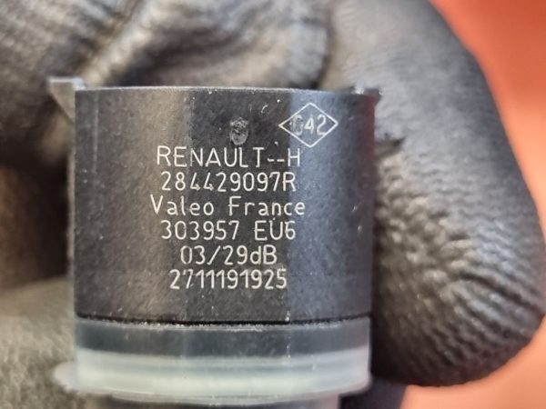 RENAULT CAPTUR II, RENAULT CLIO IV, RENAULT LAGUNA III, RENAULT GRAND SCENIC III, RENAULT MEGANE III Hátsó Tolatóradar Fej