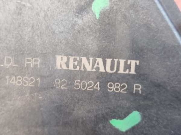 RENAULT CAPTUR II Jobb hátsó Ajtózár