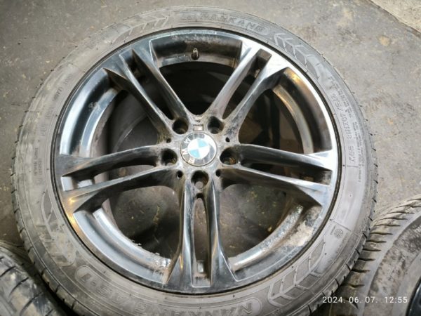 BMW 5 (F10, F18) 245 / 45 / R18 / 5×120 / 8,0J / ET30 Alufelni Szett Gumival