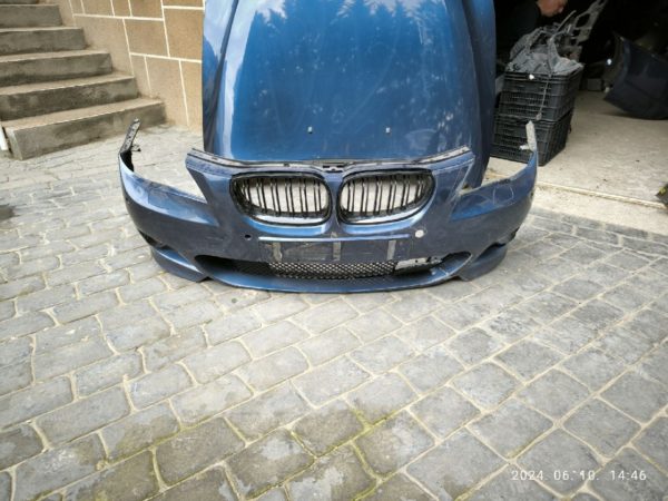 BMW 5 (E60) Első Lökhárító (Részeivel)