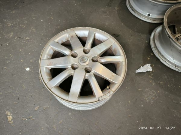 RENAULT GRAND SCÉNIC III R16 / 5×114,3 / 6,5J / ET47 Alufelni (1 db)