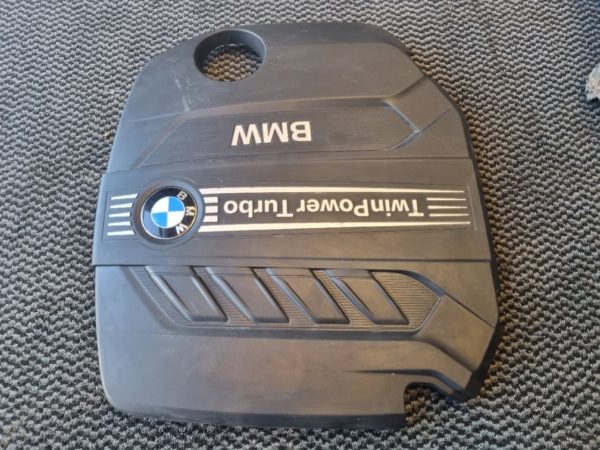 BMW 3 (F31), BMW 3 (F30) Felső Motorburkolat