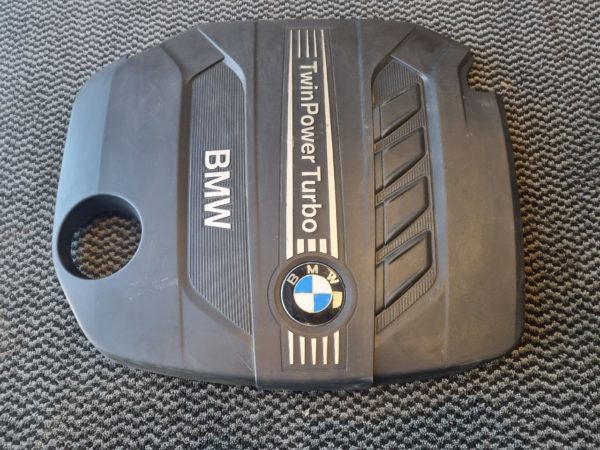 BMW 3 (F31), BMW 3 (F30) Felső Motorburkolat