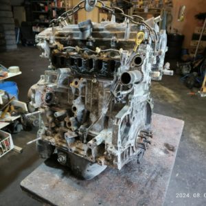 TOYOTA AVENSIS T27 Motor (Fűzött blokk hengerfejjel) (Motorkód: 1AD)